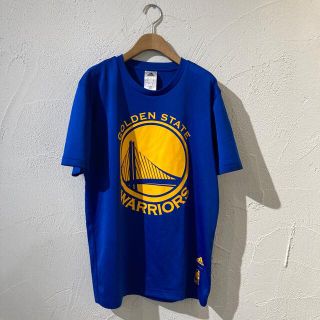 アディダス(adidas)のADIDAS ゴールデンステートウォーリアーズTee(Tシャツ/カットソー(半袖/袖なし))