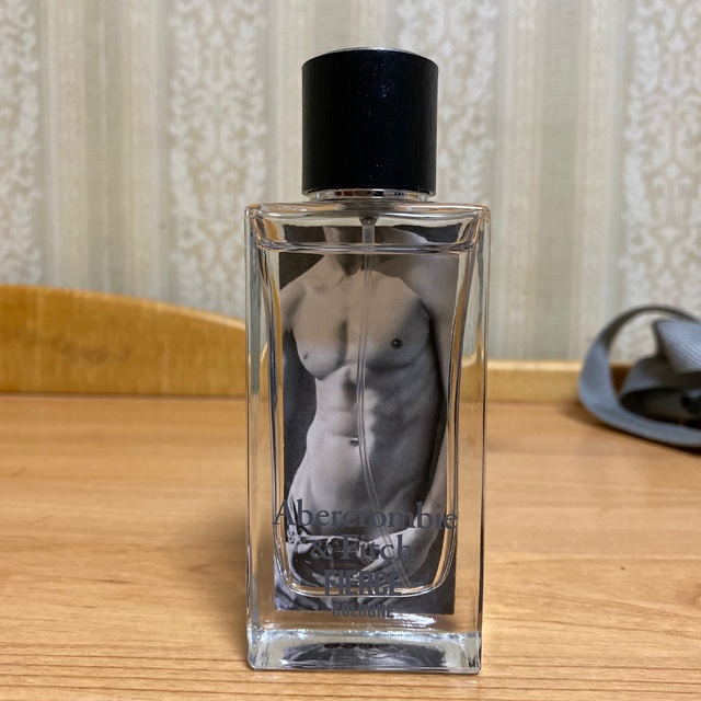 Abercrombie&Fitch(アバクロンビーアンドフィッチ)のアバクロ　香水　50ml コスメ/美容の香水(香水(男性用))の商品写真