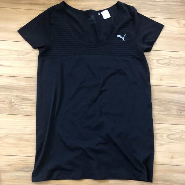 PUMA(プーマ)のPUMA 黒　メッシュTシャツ レディースのトップス(Tシャツ(半袖/袖なし))の商品写真