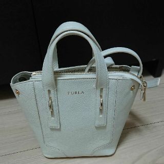 フルラ(Furla)のFURLA ホワイト トートバッグ(トートバッグ)