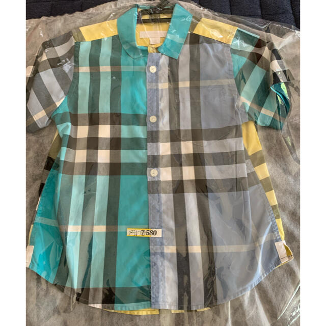 BURBERRY(バーバリー)のバーバリー キッズシャツ キッズ/ベビー/マタニティのキッズ服男の子用(90cm~)(Tシャツ/カットソー)の商品写真