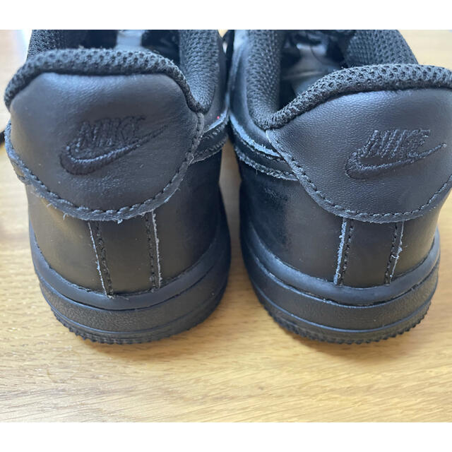 NIKE(ナイキ)のNIKE エアフォース キッズ/ベビー/マタニティのキッズ靴/シューズ(15cm~)(スニーカー)の商品写真