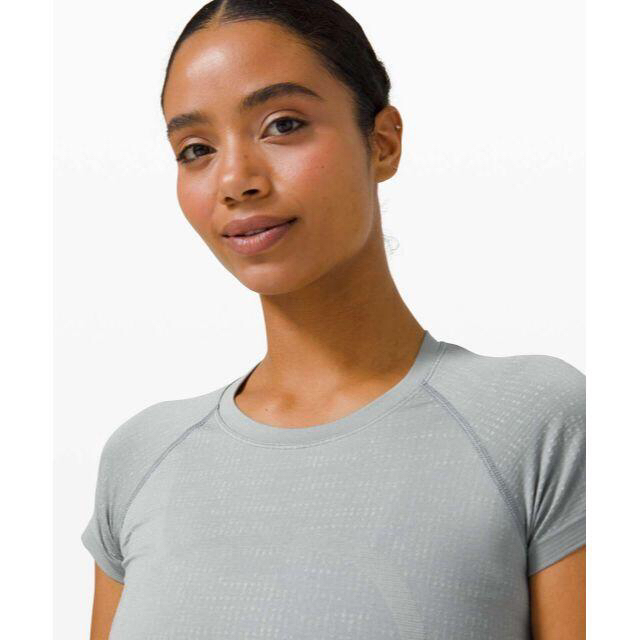 lululemon(ルルレモン)のlululemon ルルレモン Swiftly Tech SS Tシャツ スポーツ/アウトドアのトレーニング/エクササイズ(ヨガ)の商品写真