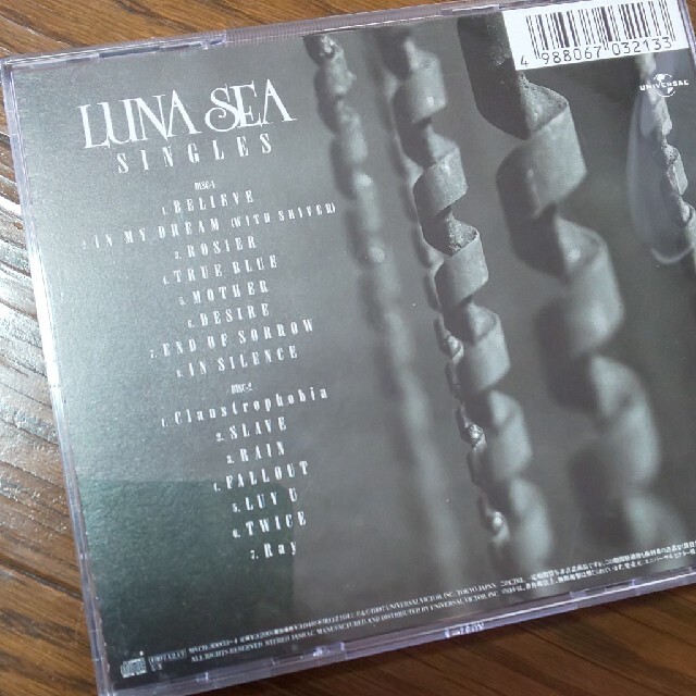 LUNA SEA  CD / SINGLES二枚組 エンタメ/ホビーのCD(ポップス/ロック(邦楽))の商品写真