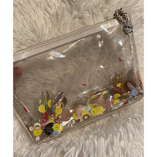 Zara 雑貨屋購入 定価 3 500 キラキラ透明ポーチ の通販 By 在庫全て処分 一括sale 値下げ可能 ザラならラクマ Zara 雑貨屋購入 定価 3 500 キラキラ透明ポーチ の通販 By 在庫全て処分 一括sale 値下げ可能 ザラならラクマ