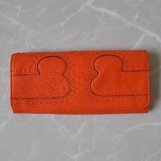 トリーバーチ(Tory Burch)のTORY BURCH　オレンジカラ－長財布♡(財布)