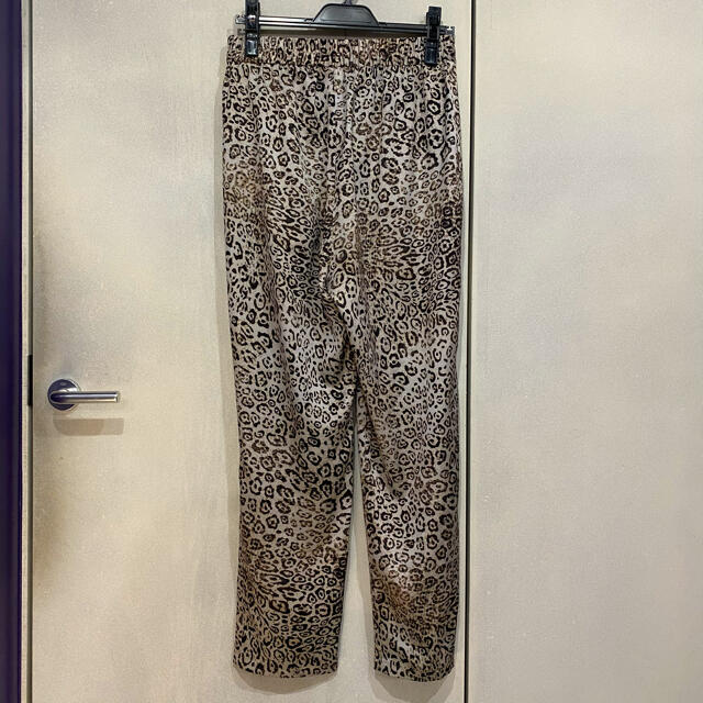 JOURNAL STANDARD(ジャーナルスタンダード)のJOURNAL STANDARD ●○レオパード柄pants レディースのパンツ(カジュアルパンツ)の商品写真