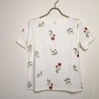 フリークスストア(FREAK'S STORE)の【FREAK'S STORE 】花柄刺繍Tシャツ(Tシャツ(半袖/袖なし))