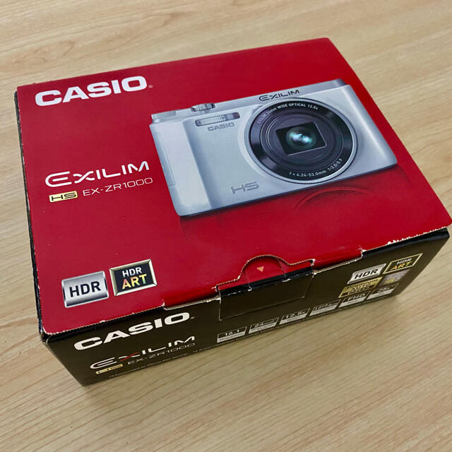 CASIO(カシオ)の美品 CASIO ex-zr1000we カシオ　デジタルカメラ スマホ/家電/カメラのカメラ(コンパクトデジタルカメラ)の商品写真