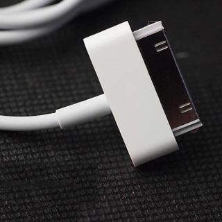 【高品質】旧型 iPad iPod iPhone 充電ケーブル 充電器(バッテリー/充電器)