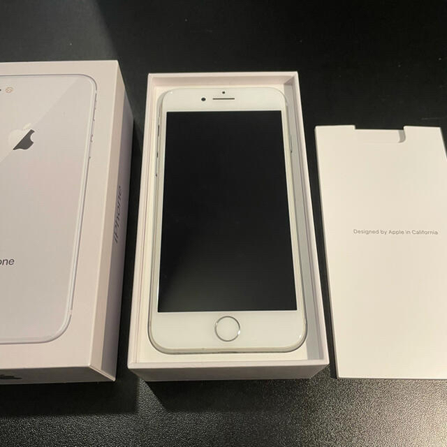 スマートフォン本体iPhone8 256GB Silver SIM-free