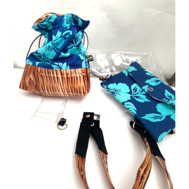 ✴︎夏✴︎クリアーバッグ・巾着袋・マスクケースポーチセット・Dカン付き ハンドメイドのファッション小物(バッグ)の商品写真