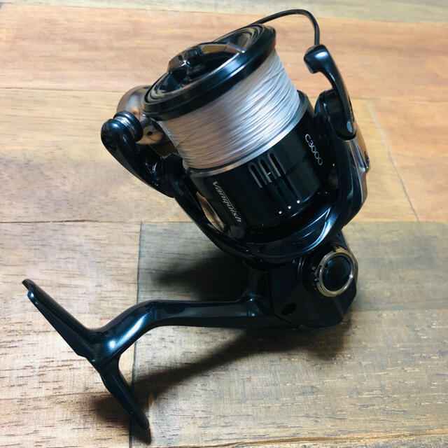 白 フリル付 【超美品】SHIMANO ヴァンキッシュ C3000 | vendee