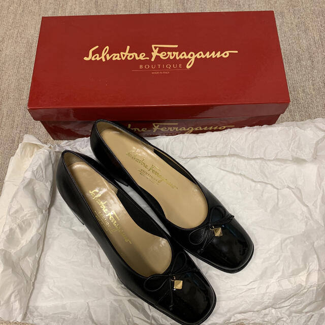 Salvatore Ferragamo(サルヴァトーレフェラガモ)のフェラガモパンプスヴィラ レディースの靴/シューズ(ハイヒール/パンプス)の商品写真