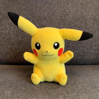 ポケモン(ポケモン)のピカチュウ　ぬいぐるみ(ぬいぐるみ)