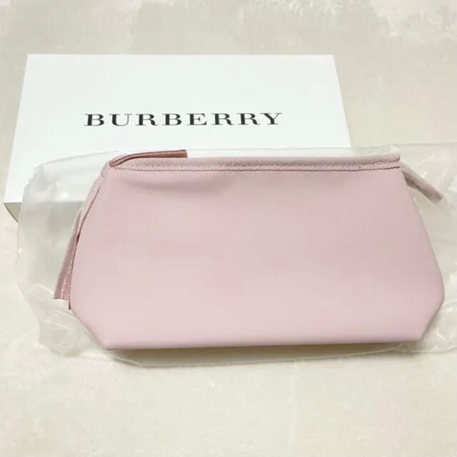 BURBERRY(バーバリー)のBurberry ノベルティーポーチ　ピンク 新品未使用 レディースのファッション小物(ポーチ)の商品写真