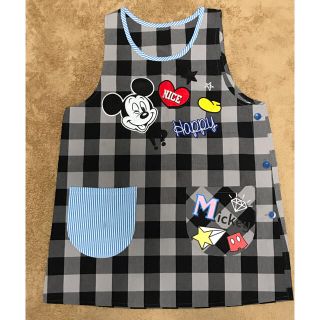 ディズニー(Disney)の保育士エプロン　ブラックチェック×ミッキー(日用品/生活雑貨)