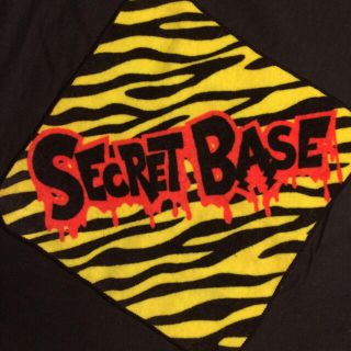 シークレットベース(SECRETBASE)のSECRET BASE シークレットベース ハンドタオル 新品 虎柄(ハンカチ/ポケットチーフ)