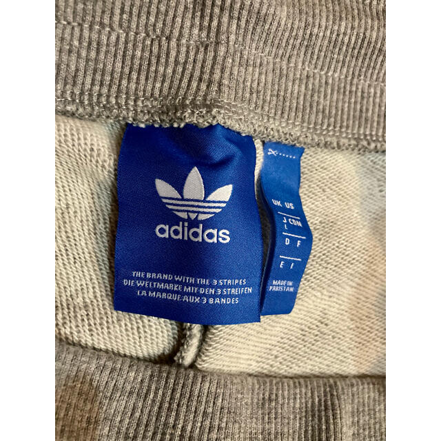 adidas(アディダス)のadidas originals スエットトラックパンツ Lサイズ メンズのパンツ(その他)の商品写真