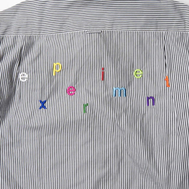 uniform experiment(ユニフォームエクスペリメント)のuniform experiment 19SS マルチカラーロゴストライプシャツ メンズのトップス(シャツ)の商品写真