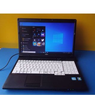 フジツウ(富士通)のLIFEBOOK A572 /E SSD120GB win10 office(ノートPC)