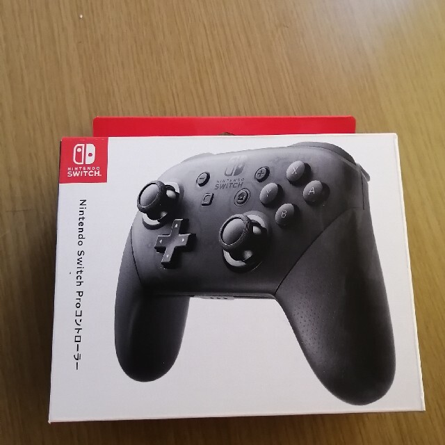 任天堂Switchプロコントローラー純正品