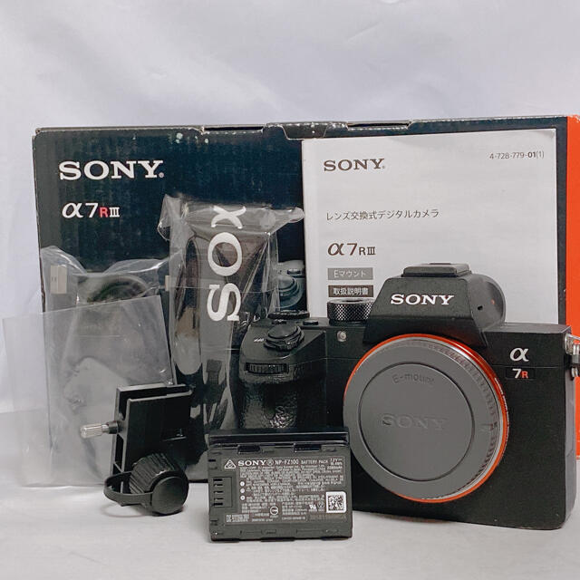 【付属品充実!!】SONY α7RIII ボディ ILCE-7RM3