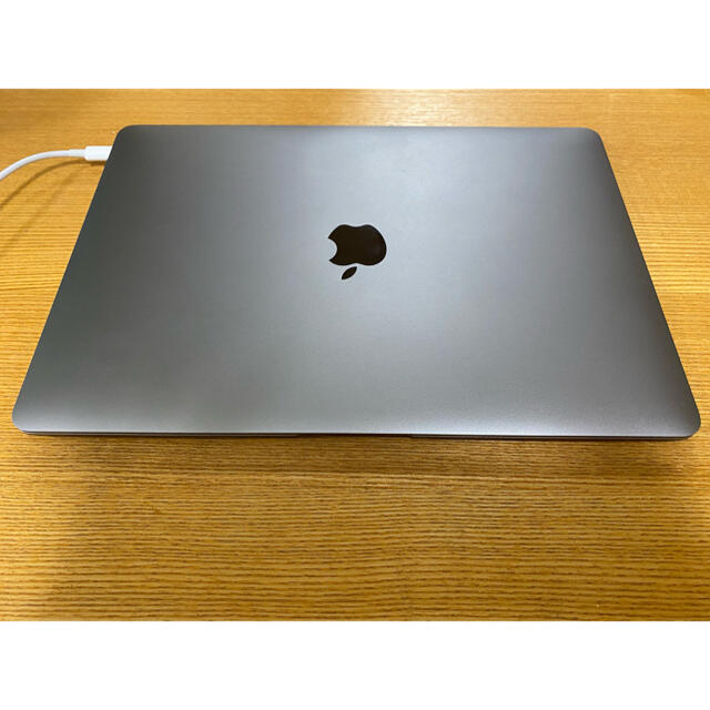 MacBook Air (2018)アップル