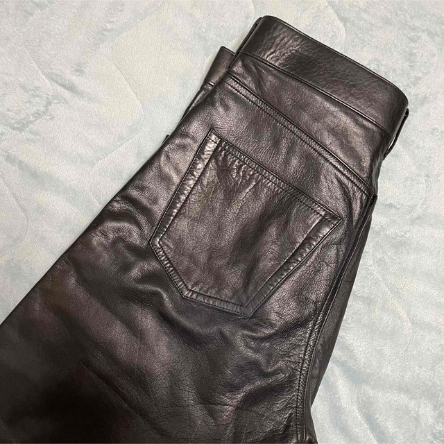 Emporio Armani(エンポリオアルマーニ)のレザーパンツ ARMANI JEANS メンズのパンツ(スラックス)の商品写真