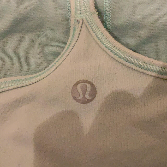 lululemon(ルルレモン)のlululemon タンクトップ ミントグリーン スポーツ/アウトドアのトレーニング/エクササイズ(ヨガ)の商品写真