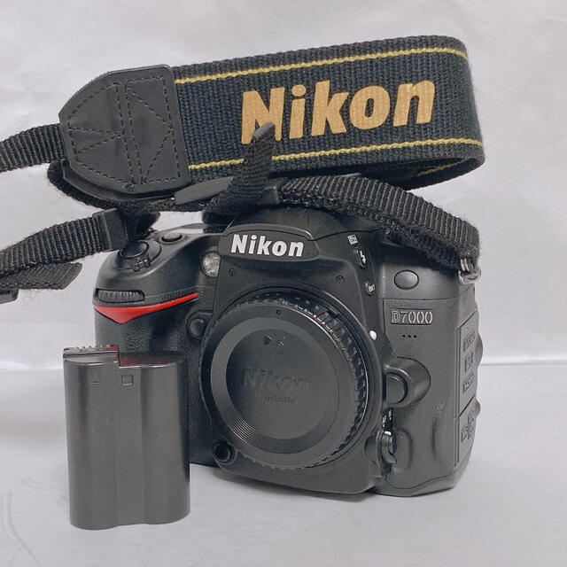 Nikon D7000 ボディ 本体