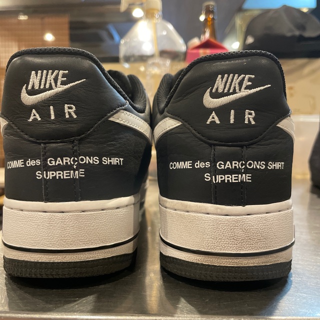 Supreme(シュプリーム)の28.0 Supreme CDG Shirt Nike Air Force1 メンズの靴/シューズ(スニーカー)の商品写真