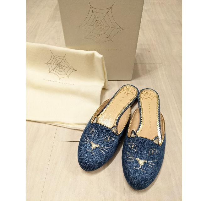 Charlotte Olympia kitty 水色ミュール