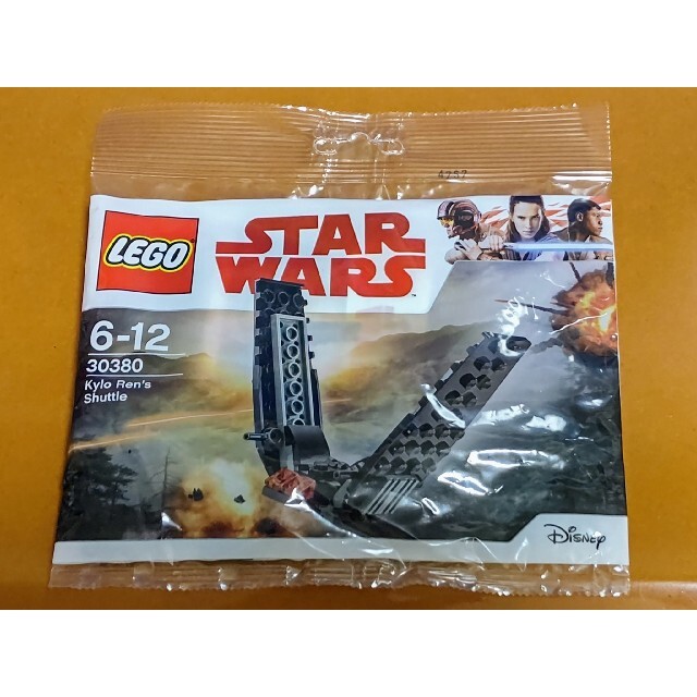 Lego(レゴ)の確認！レゴ★スターウォーズ カイロ・レンのシャトル 30380 未開封 新品 エンタメ/ホビーのおもちゃ/ぬいぐるみ(その他)の商品写真