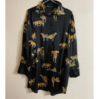 ザラ(ZARA)のZARA オーバーサイズ　虎柄ブラウス　(シャツ/ブラウス(長袖/七分))