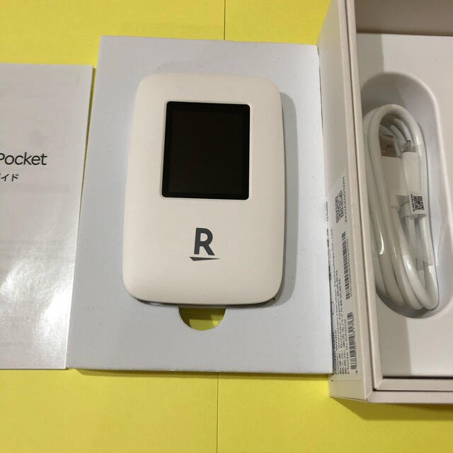 Rakuten(ラクテン)の楽天 ポケットWi-Fi (Rakuten Pocket WiFi ルーター) スマホ/家電/カメラのスマートフォン/携帯電話(その他)の商品写真