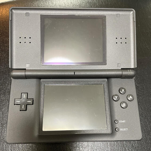 任天堂(ニンテンドウ)の【美品】Nintendo DS Lite 付属品あり エンタメ/ホビーのゲームソフト/ゲーム機本体(携帯用ゲーム機本体)の商品写真