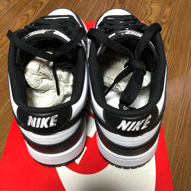 NIKE(ナイキ)のNIKE DUNK LOW RETRO Black White panda メンズの靴/シューズ(スニーカー)の商品写真