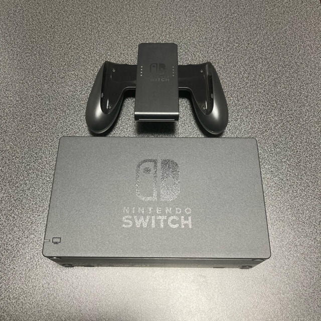 任天堂スイッチドック、グリップ、おまけ付き