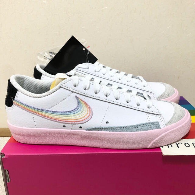 NIKE(ナイキ)のナイキ ブレーザー LOW '77 ビンテージ BETRUE 23.5cm レディースの靴/シューズ(スニーカー)の商品写真