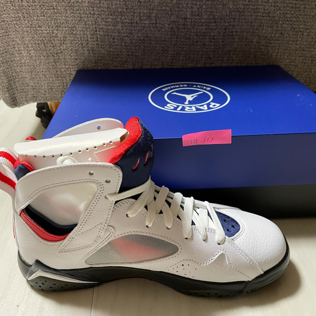 PSG × NIKE AIR JORDAN 7 RETRO