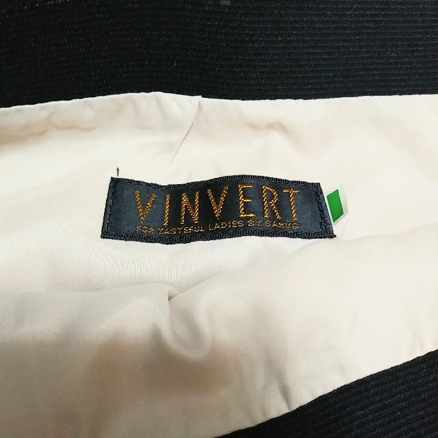 VINVERT(バンベール)の【kei様専用】VINVERT　スカート レディースのスカート(ひざ丈スカート)の商品写真