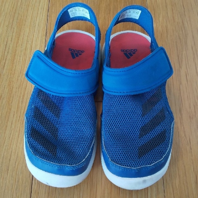 adidas(アディダス)のアディダス サンダル マリンシューズ 19cm キッズ/ベビー/マタニティのキッズ靴/シューズ(15cm~)(サンダル)の商品写真