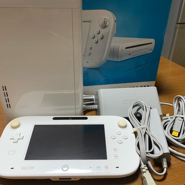 Nintendo Wii U ベーシックセット 家庭用ゲーム機本体