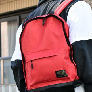 ウィゴー(WEGO)のメンズ　レディース　バッグ♪　ベーシックデザイン☆　レッド　リュック　新品。(バッグパック/リュック)