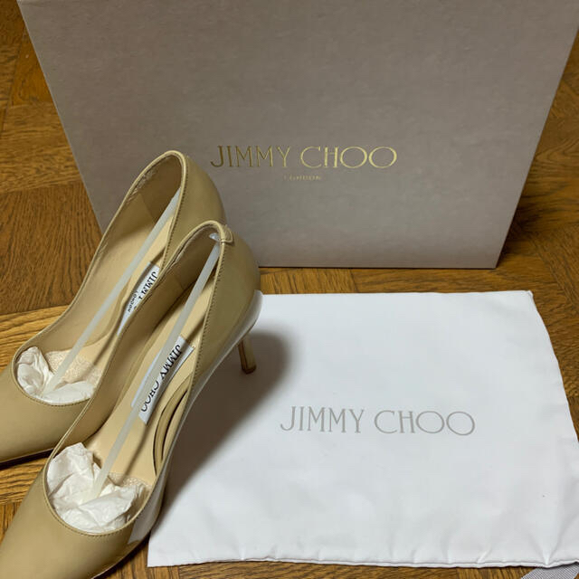 JIMMY CHOO(ジミーチュウ)の値下げ！！新品☆JIMMY CHOO☆パンプス レディースの靴/シューズ(ハイヒール/パンプス)の商品写真