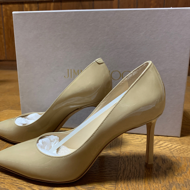 JIMMY CHOO(ジミーチュウ)の値下げ！！新品☆JIMMY CHOO☆パンプス レディースの靴/シューズ(ハイヒール/パンプス)の商品写真