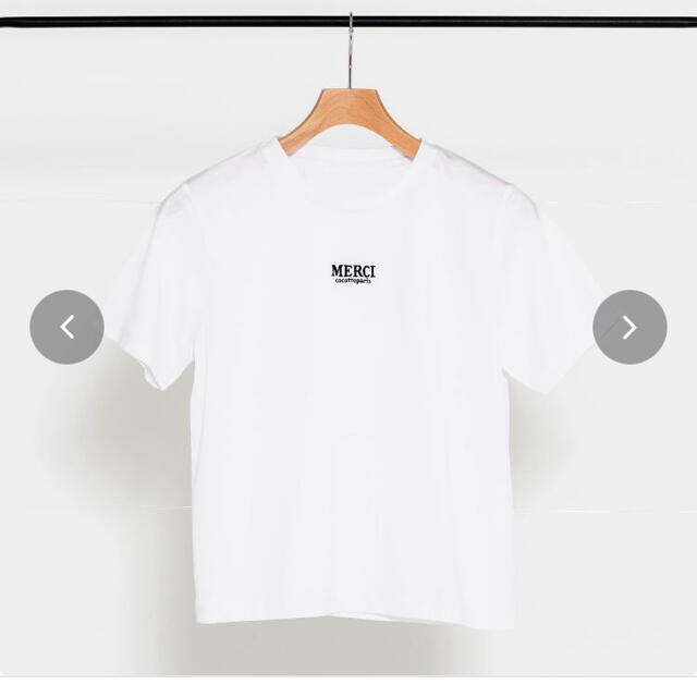 cocotte paris  ココットパリ　MERCI tシャツ レディースのトップス(Tシャツ(半袖/袖なし))の商品写真
