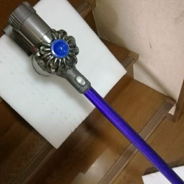 dyson DC74 fluffy ツール6 ダイソン コードレスクリーナー dyson DC74 fluffy ツール6 ダイソン コードレスクリーナー