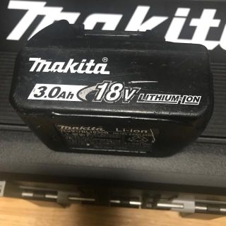 マキタ(Makita)のmakita 純正バッテリ 18V 3.0Ah BL1830B マキタ(その他)